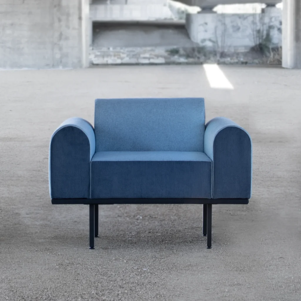 Nod armchair by Klaro