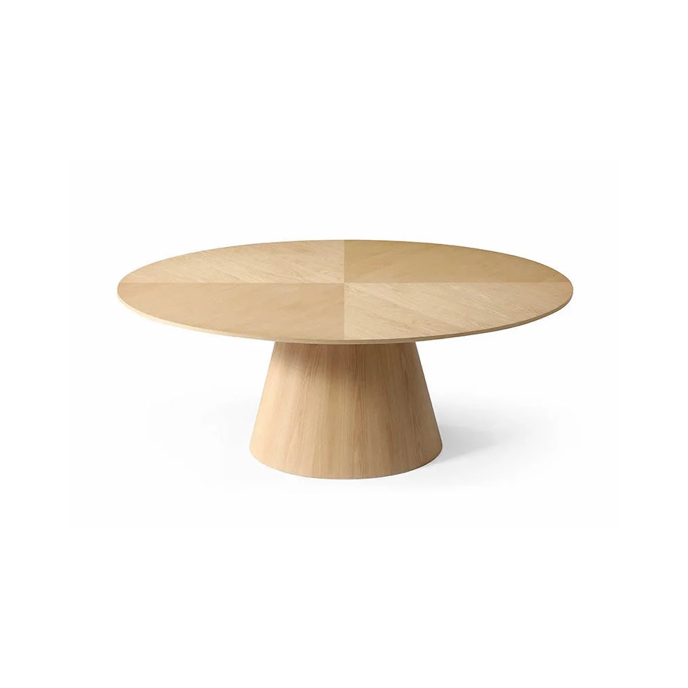 Arlo oval table by Union